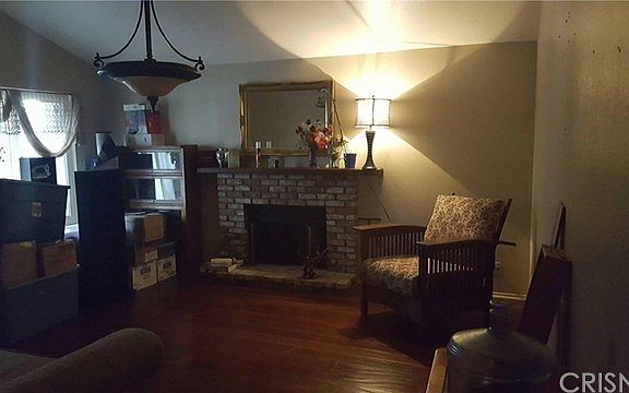 4th image of 2759 E Newgrove St