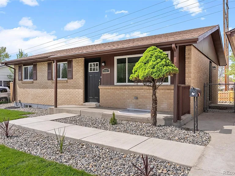 7961 Granada Rd — Photo 4