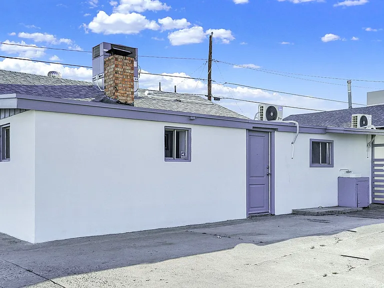 4603 Byron Street — Photo 3