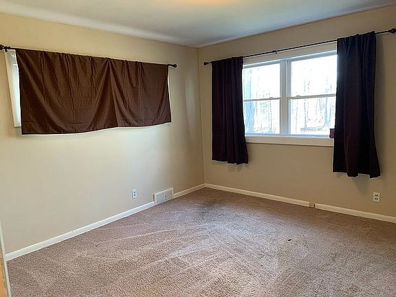5th image of 7738 Clarion Dr