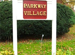 Parkway Village, Briarwood, NY 11435