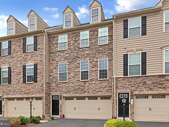 2nd image of 7020 Darbey Knoll Dr
