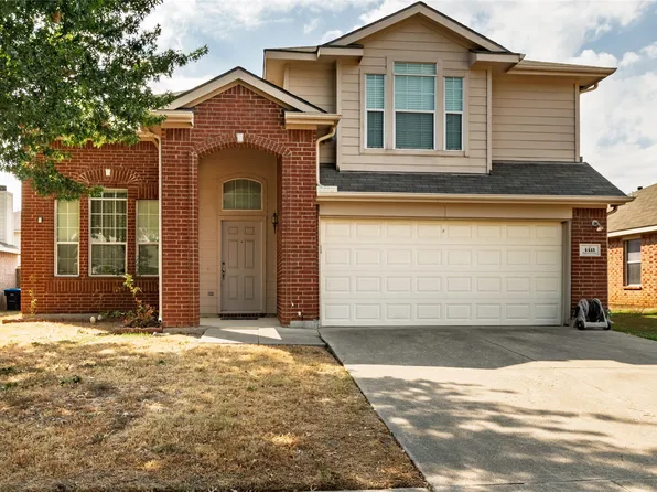 4413 Chaparral Creek Dr, Fort Worth, TX 76123