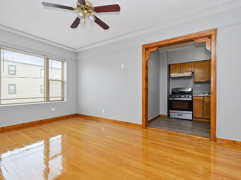 1st image of 6237 S Kedzie Ave #208
