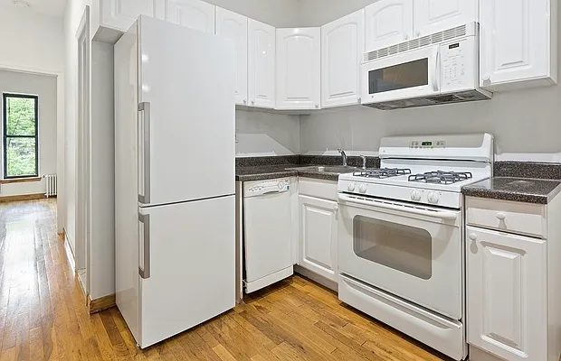 Rented by Corcoran | media 17