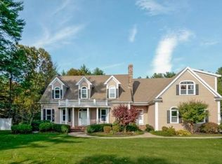 190 Pine St, Medfield, MA 02052