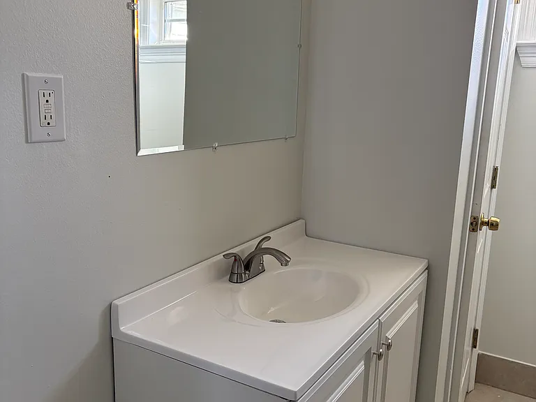 2228 Riverland Dr — Photo 16