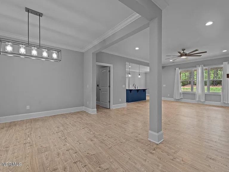 428 Gretchen Rd — Photo 10