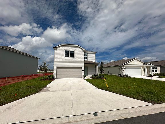 4th image of 302 Ardila Cir