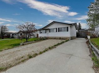 5323 N Sunset Dr, Spirit River, AB T0H3G0