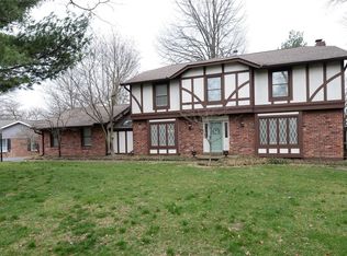 840 Briarfarm Ln, Saint Louis, MO