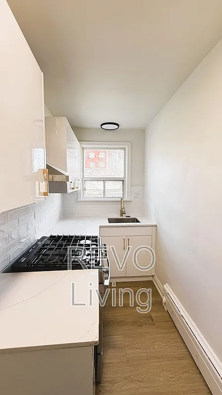 1 bed, 1.0 bath, 650 sqft, $1,400 — Photo 1