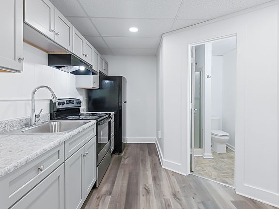 3rd image of 344 N 7th St Unit 3
