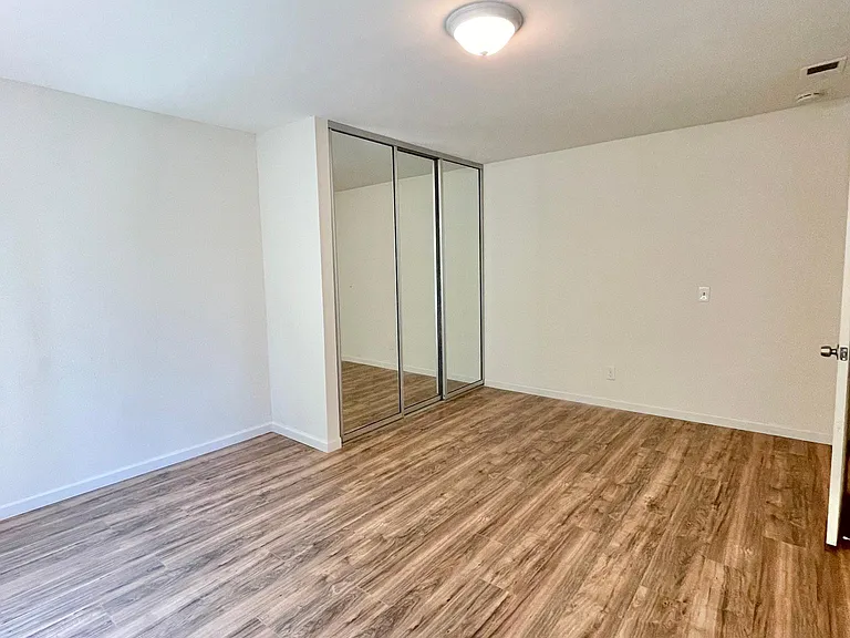 1431 Jasmine Cir — Photo 14