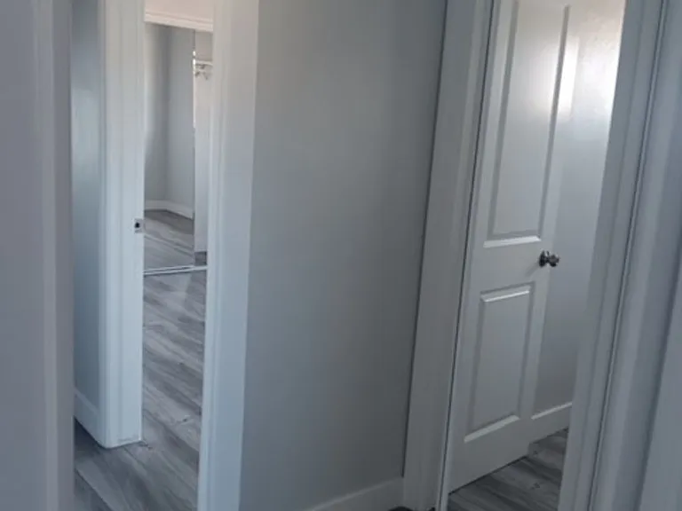 6346 Middleton Ave — Photo 13