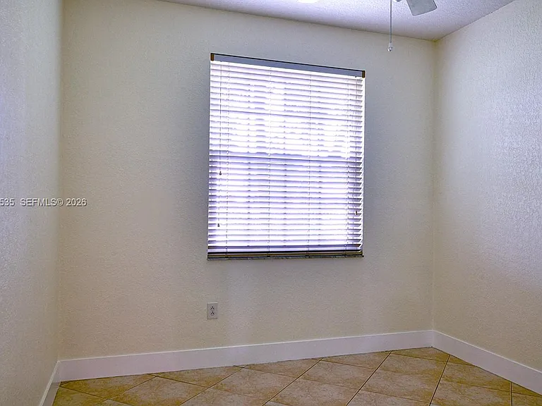 18743 SW 27th St #18743 — Photo 16