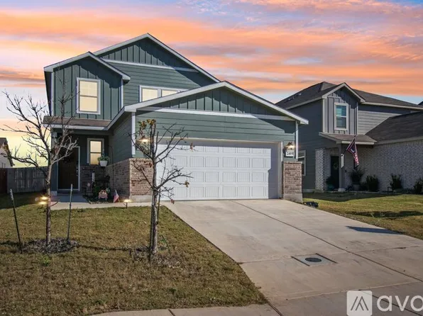 2409 Ayers Dr, Seguin, TX 78155