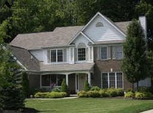 7782 Oak Meadow Dr, Hudson, OH 44236
