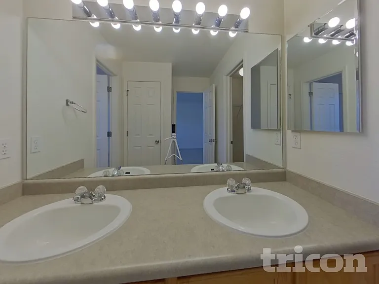 6245 Sierra Grande Point — Photo 8