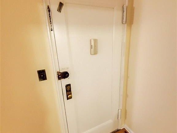 3rd image of 8375 Woodhaven Blvd APT 1C