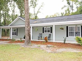 90 Cove Way, Waverly, GA 31565