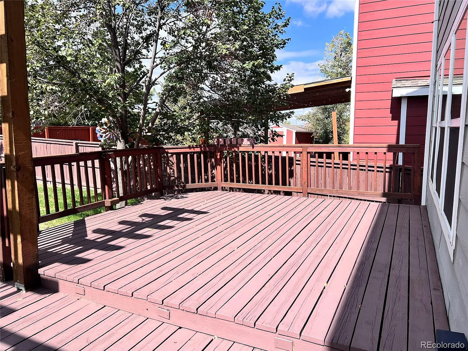 3 bed, 3.5 bath, 1976 sqft, $3,200 — Photo 2