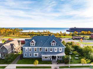 426 1st Ave, Two Harbors, MN 55616