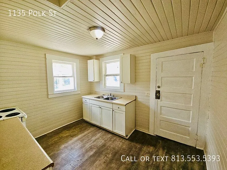 1135 Polk St W — Photo 28