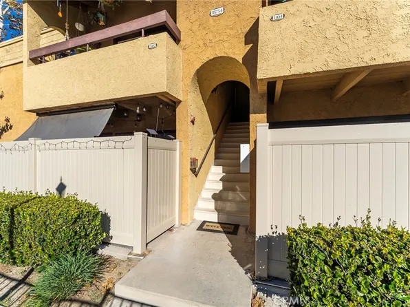 18754 Mandan St APT 1302, Santa Clarita, CA 91351