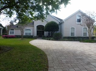 10225 Vineyard Lake Rd E, Jacksonville, FL 32256