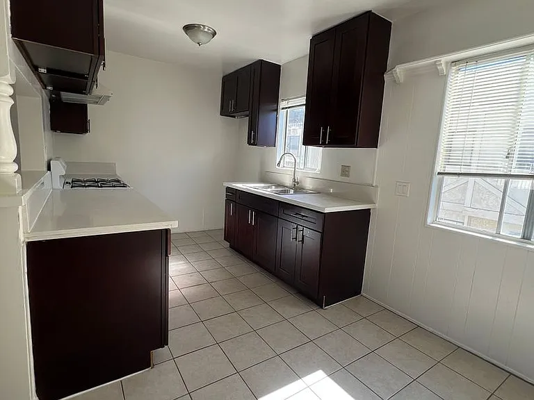 214 N Nicholson Ave — Photo 10