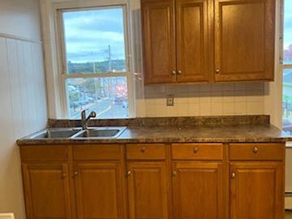 4th image of 1049 Charles St Unit 3