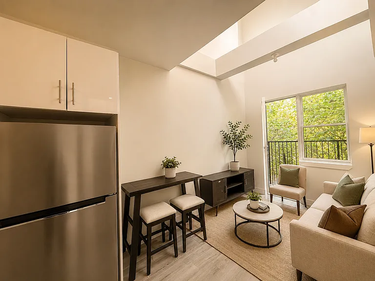 586 Marcy Ave #4L — Photo 3