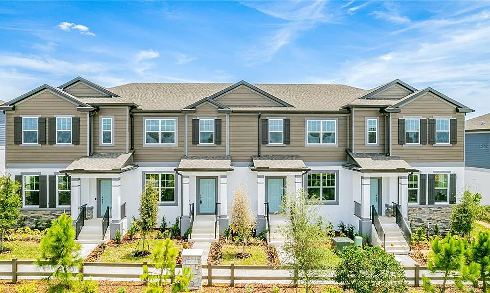 15811 Tollington Aly