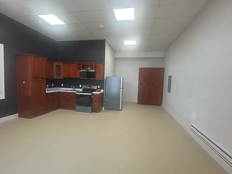 301 Grand Ave #107 — Photo 5