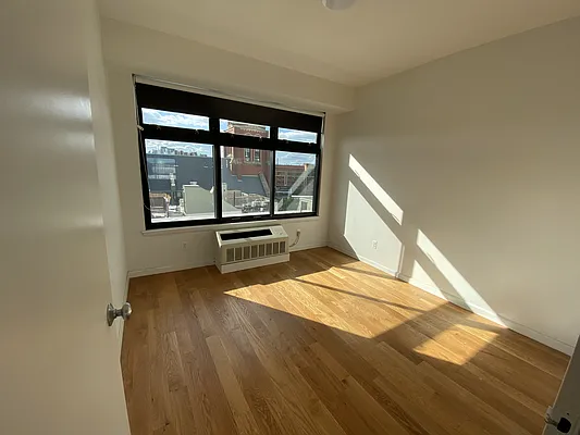 Rented by MySpaceNYC | media 60