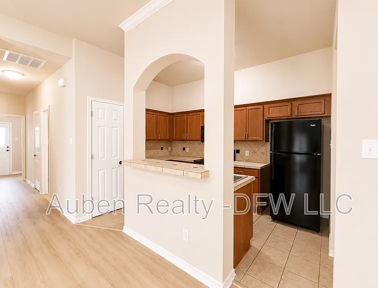1330 Piedmont Dr — Photo 11