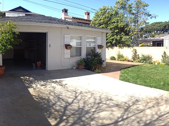 5th image of 3005 Oak Ave