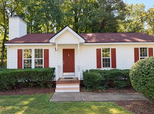 105 Cabrita Ct, Holly Springs, NC 27540