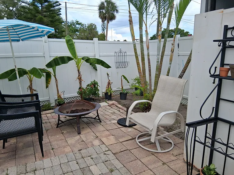 1731 Ixora Dr — Photo 22