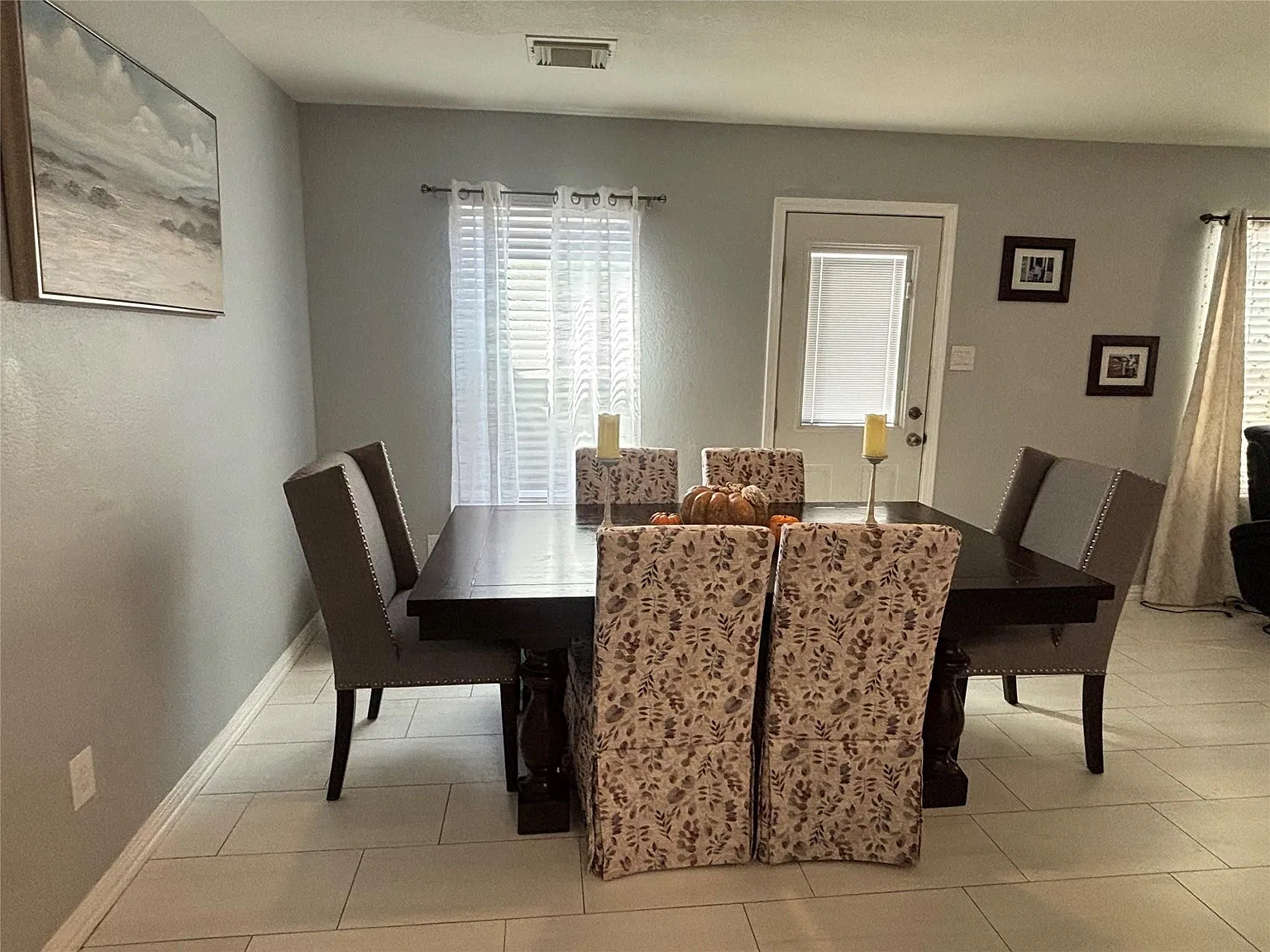 3 bed, 2.5 bath, 1728 sqft, $1,950 — Photo 4