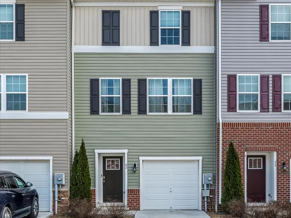 80 Vespucci Ln, Martinsburg, WV 25404