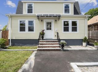 68 Arnold St, Quincy, MA 02169