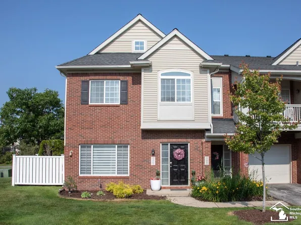 23063 Fairlane Blvd, Trenton, MI 48183