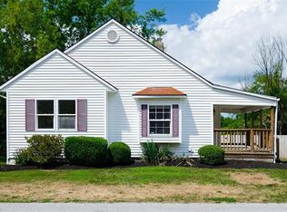 1279 Valley Ave, Barberton, OH 44203