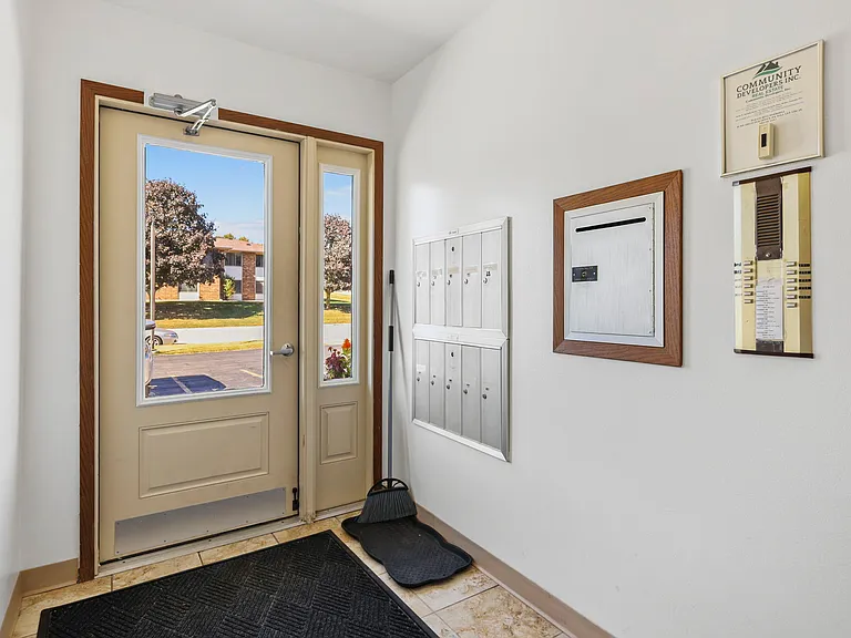 501 Alan Dr #204 — Photo 18