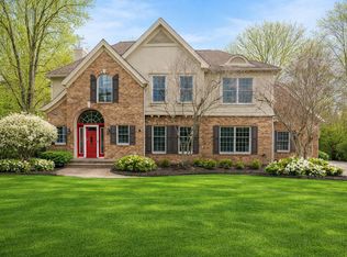 5428 Lohr Lake Dr, Ann Arbor, MI 48108