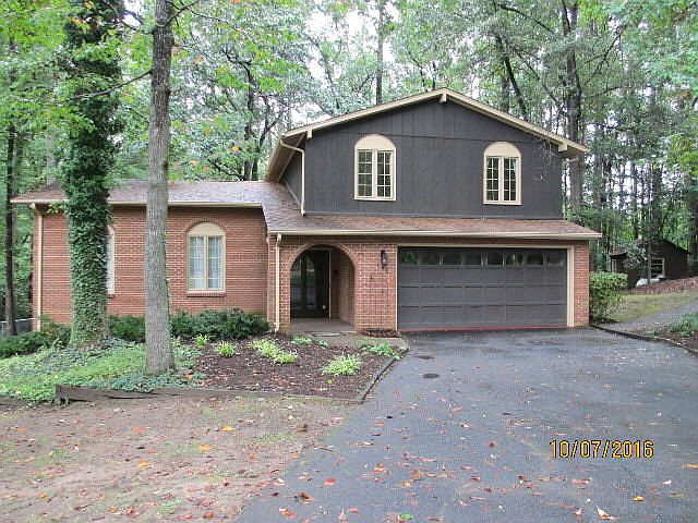1st image of 158 Woodcreek Dr