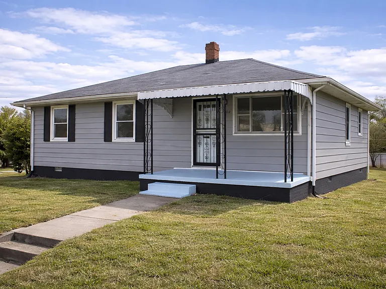Front exterior alternate view