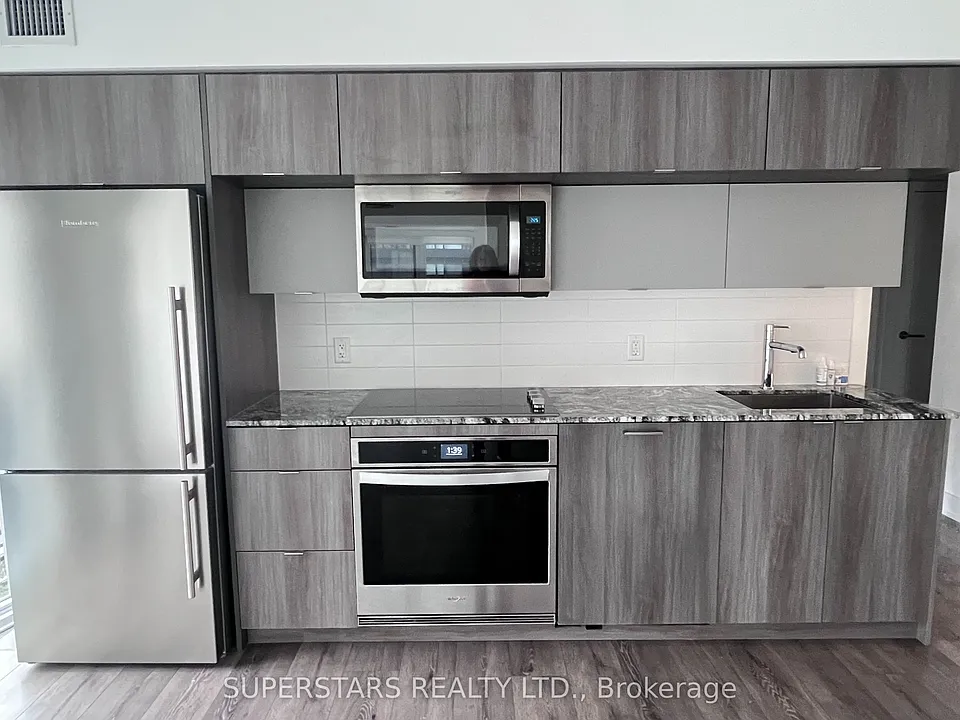 575 Bloor St E #1207